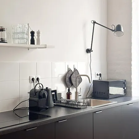 Nook Design-Apartments Mit Kueche, Duschbad, Neben U-Bahn Station Aber Ruhig Gelegen Berlin Exterior photo