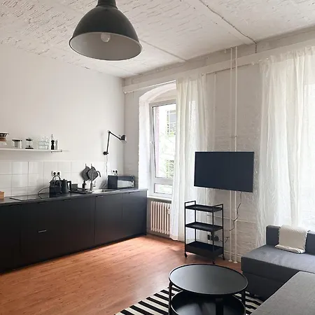 Nook Design-Apartments Mit Kueche, Duschbad, Neben U-Bahn Station Aber Ruhig Gelegen Berlin Exterior photo