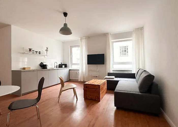Nook Design-Apartments Mit Kueche, Duschbad, Neben U-Bahn Station Aber Ruhig Gelegen
